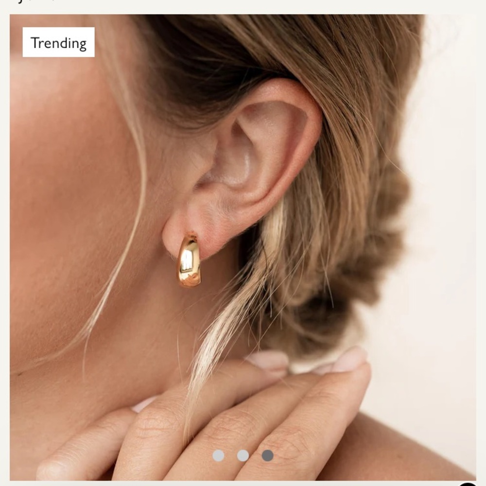 Linjer Jorunn 18k gold vermeil earrings - Picture 6 of 7
